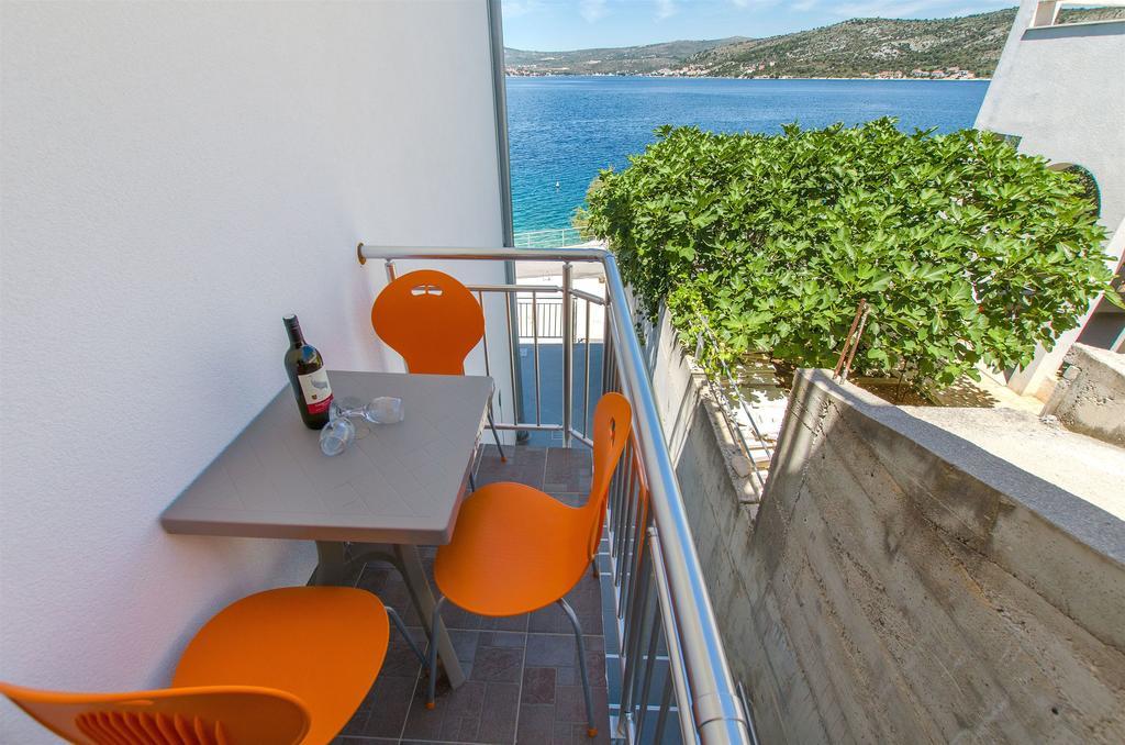 Apartments Na Obali Mora Ražanj Exteriér fotografie