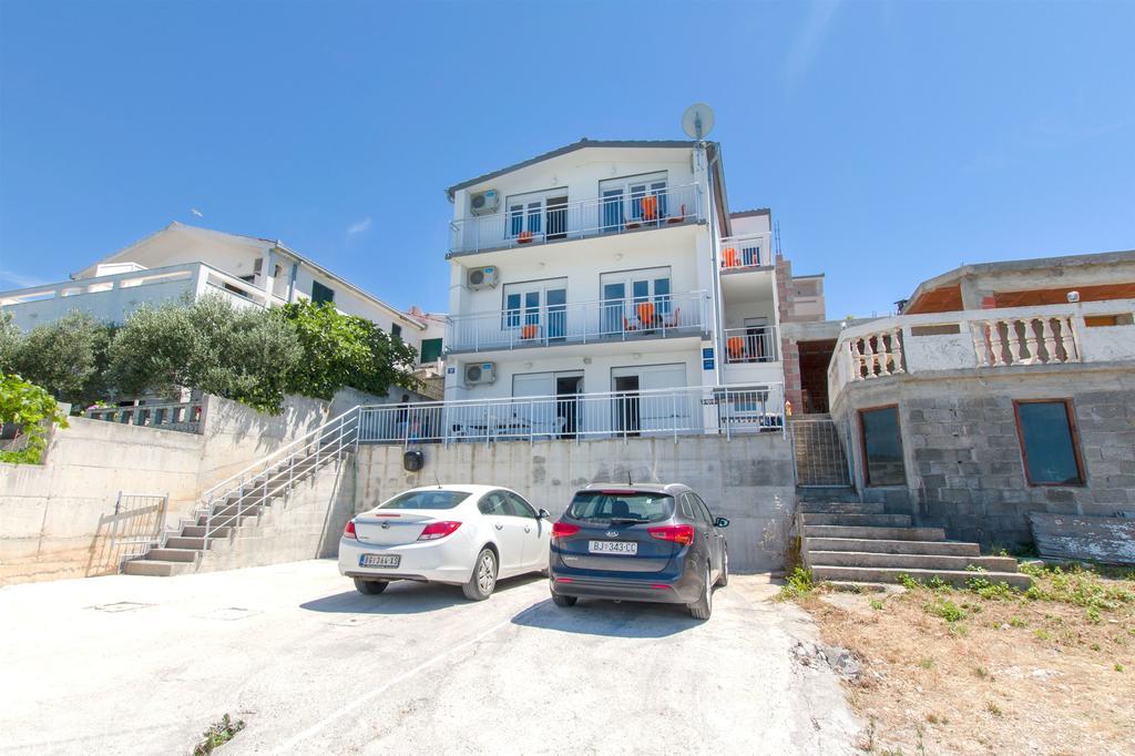 Apartments Na Obali Mora Ražanj Exteriér fotografie